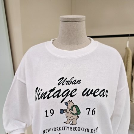 빈티지 베어 라운드 티셔츠