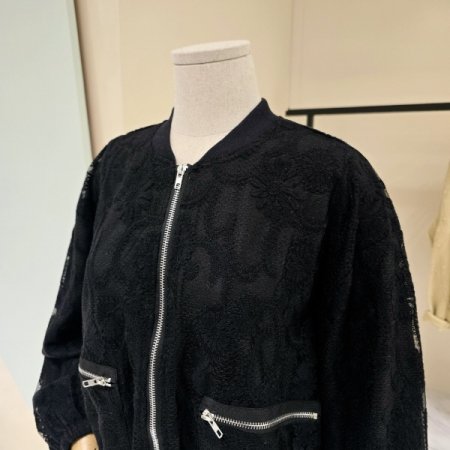 박시핏 스트링 레이스 집업자켓
