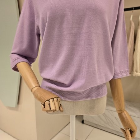 뒷단추 양브이넥 니트