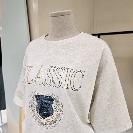 클래식 맨투맨 티셔츠