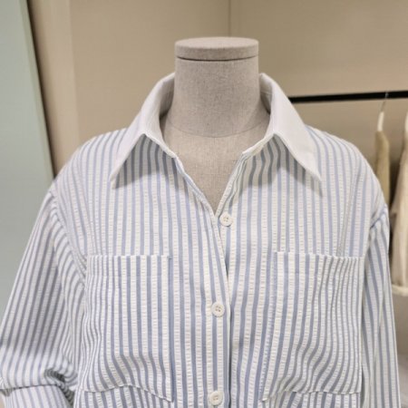 카라배색 스트라이프 크롭 블라우스