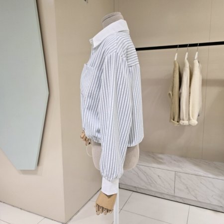 카라배색 스트라이프 크롭 블라우스