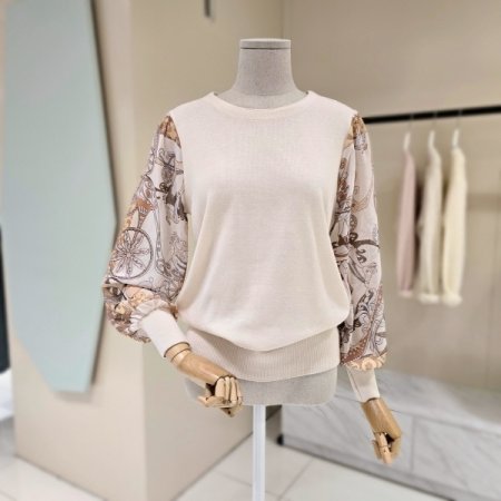 시폰소매 배색 라운드 니트