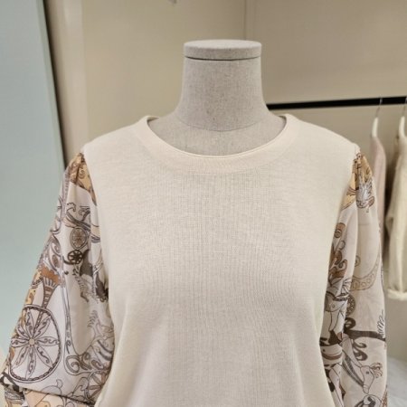 시폰소매 배색 라운드 니트