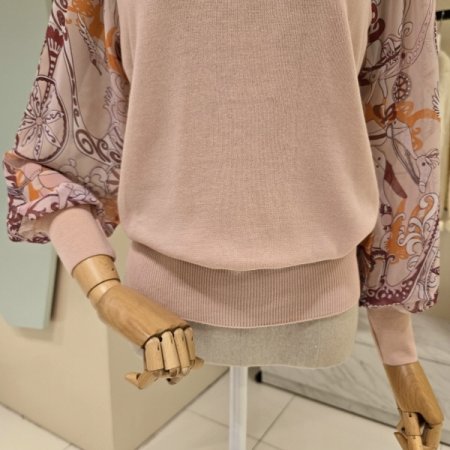 라운드 소매시폰 니트