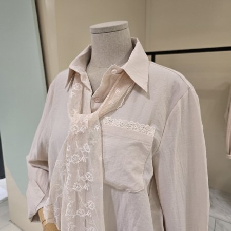 레이스 타이 카라 블라우스