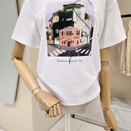 스트릿 쿠션 티셔츠