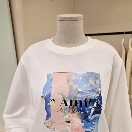 물감 레터링 라운드 티셔츠