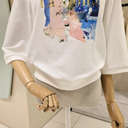 물감 레터링 라운드 티셔츠