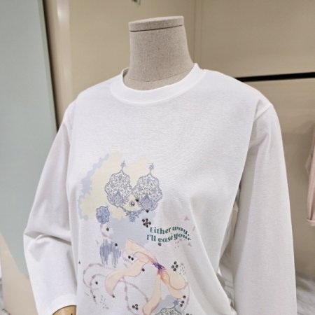 큐빅 레터링 라운드 티셔츠