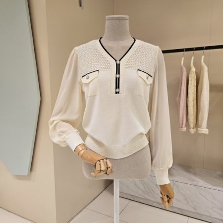 소매시폰 브이넥 니트