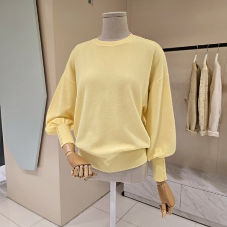 볼륨소매 라운드 니트