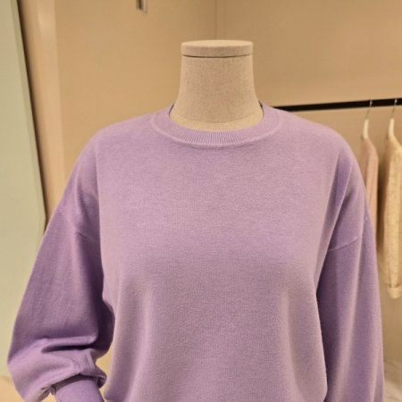 단추 퍼프소매 라운드 니트