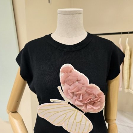 빅나비 캡소매 니트