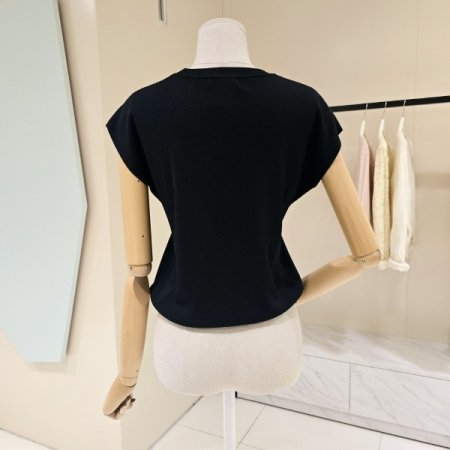 빅나비 캡소매 니트