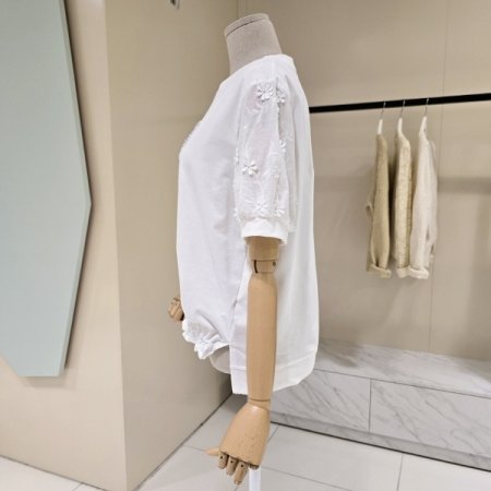 큰리본 비즈 라운드 티셔츠