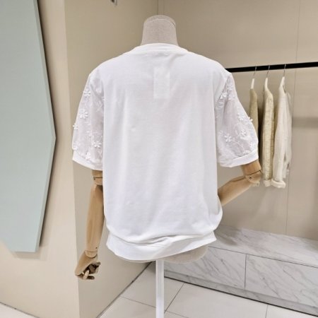 큰리본 비즈 라운드 티셔츠