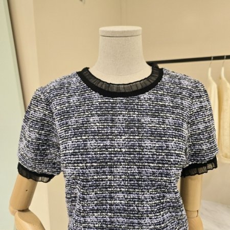 망사 라인 라운드 트위드 블라우스