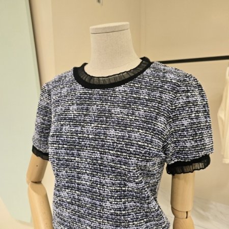 망사 라인 라운드 트위드 블라우스