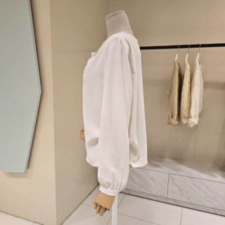 꼬임 포인트 블라우스