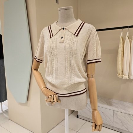 라인배색 펀칭 카라 니트