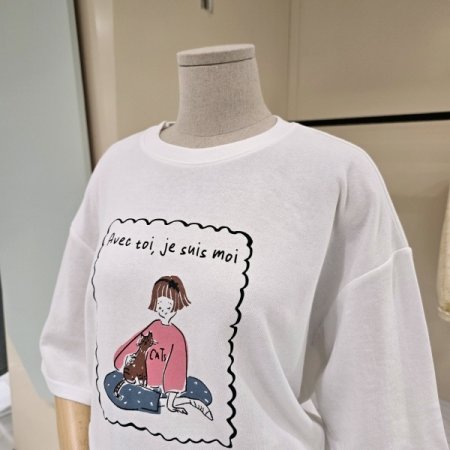 소녀 레터링 라운드 티셔츠