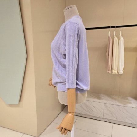 사선 큐빅 라운드 니트