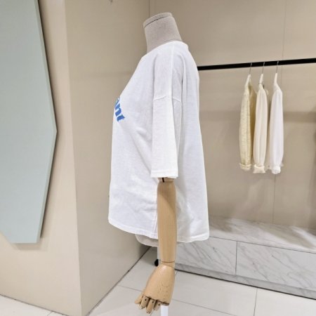 브래드 라운드 티셔츠