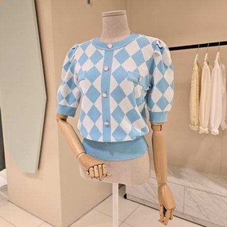 퍼프소매 아가일 라운드 니트