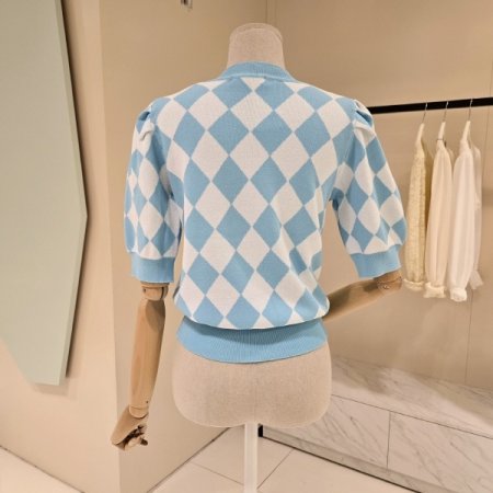 퍼프소매 아가일 라운드 니트