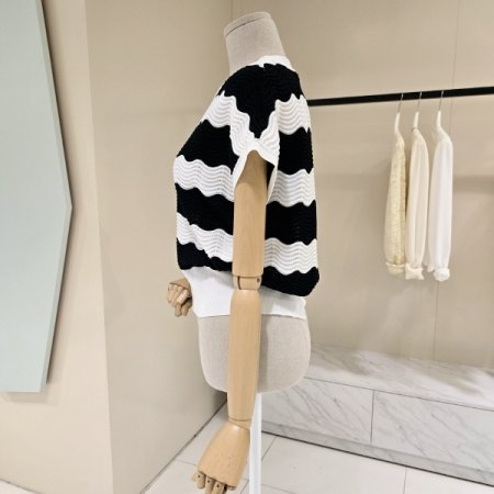 브이넥 물결배색 니트가디건