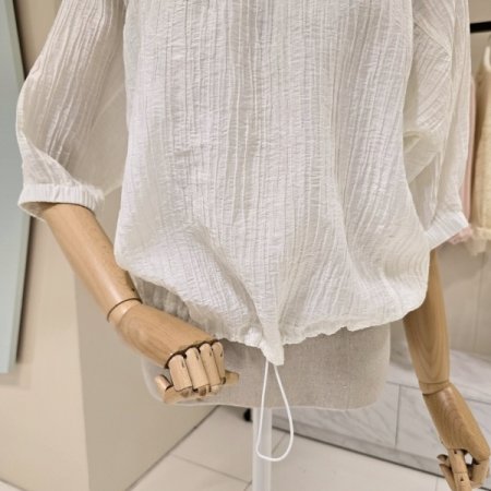 스트링 주름 라운드 블라우스