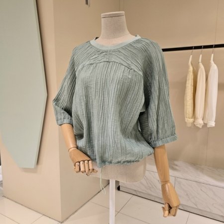 주름포인트 스트링 라운드 블라우스
