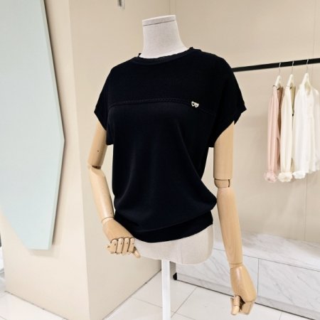 캡소매 하트큐빅 라운드 니트