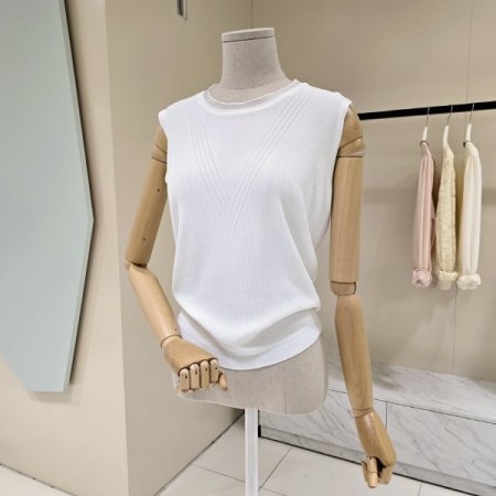 쓰리V 라운드 민소매 니트