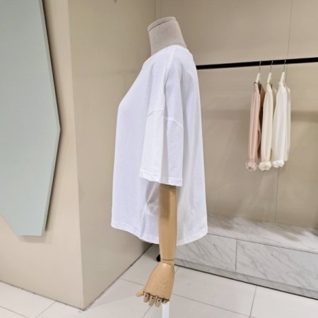 소녀 레터링 라운드 티셔츠