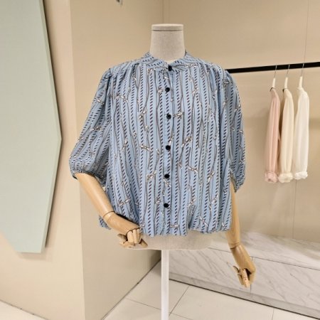 체인패턴 벌룬소매 블라우스