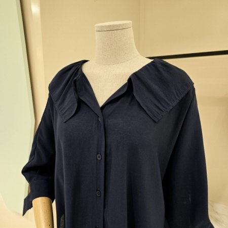 빅카라 셔링 블라우스