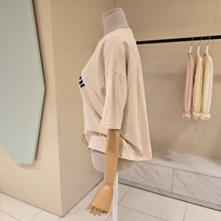 라운드 브래드 티셔츠