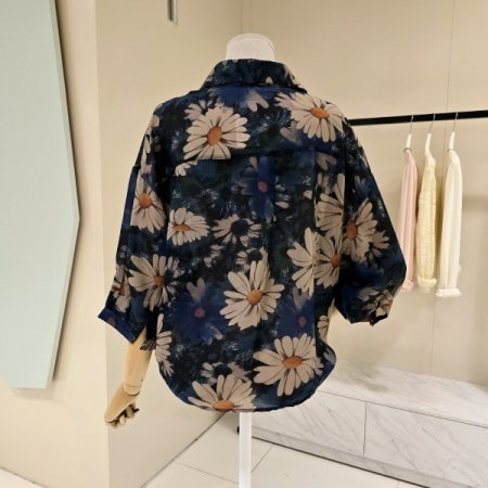 해바라기 시폰 블라우스