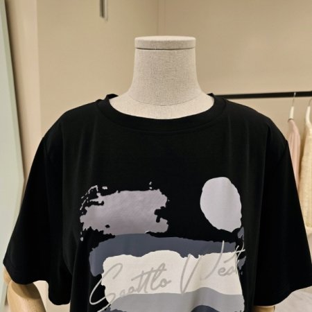 라운드 레터링 스트링 티셔츠