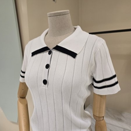 뉴바트 두줄 카라넥 니트