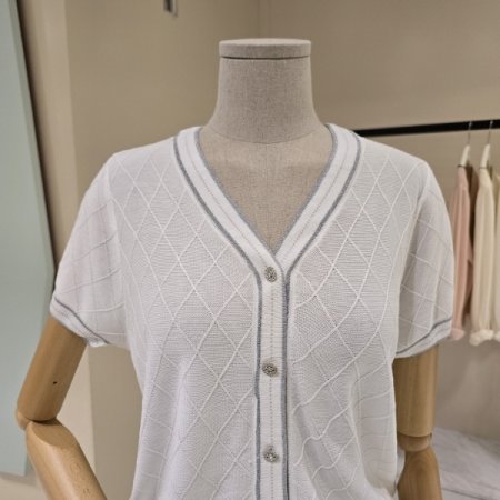 메탈라인 브이넥 니트가디건