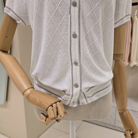 메탈라인 브이넥 니트가디건