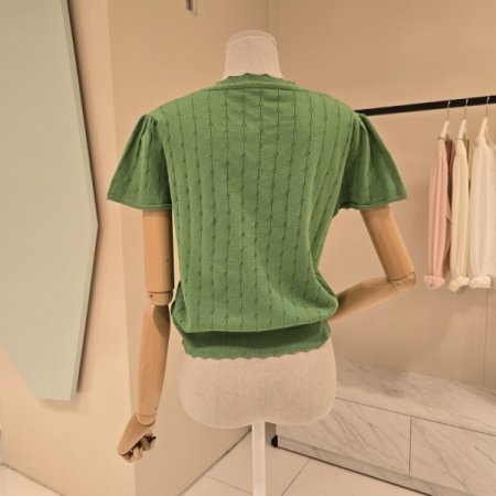 라운드 크롭 펀칭 니트가디건