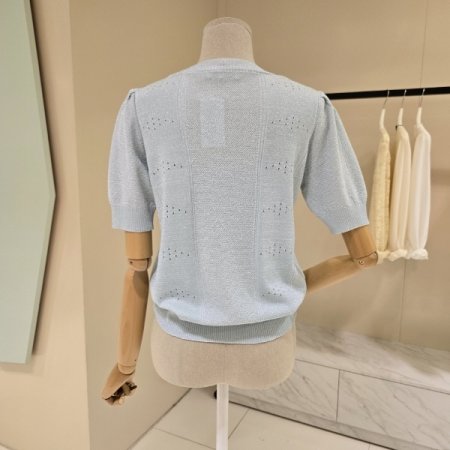 글리터 라운드 펀칭 니트