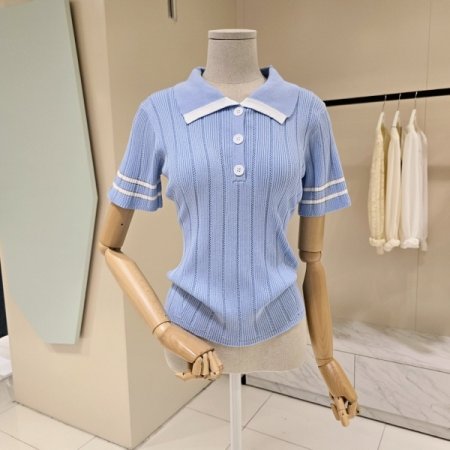 펀칭 골지 카라 니트