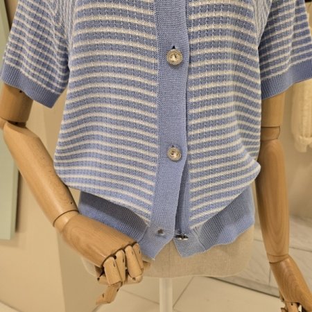 스트라이프 카라넥 니트가디건