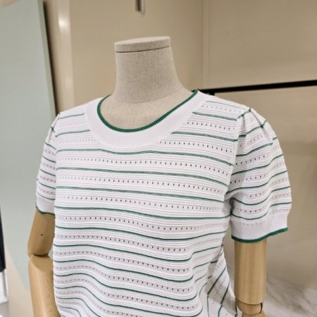 퍼프소매 펀칭 단가라니트