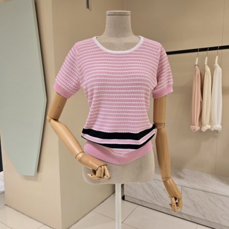 밑단 배색라인 라운드 니트